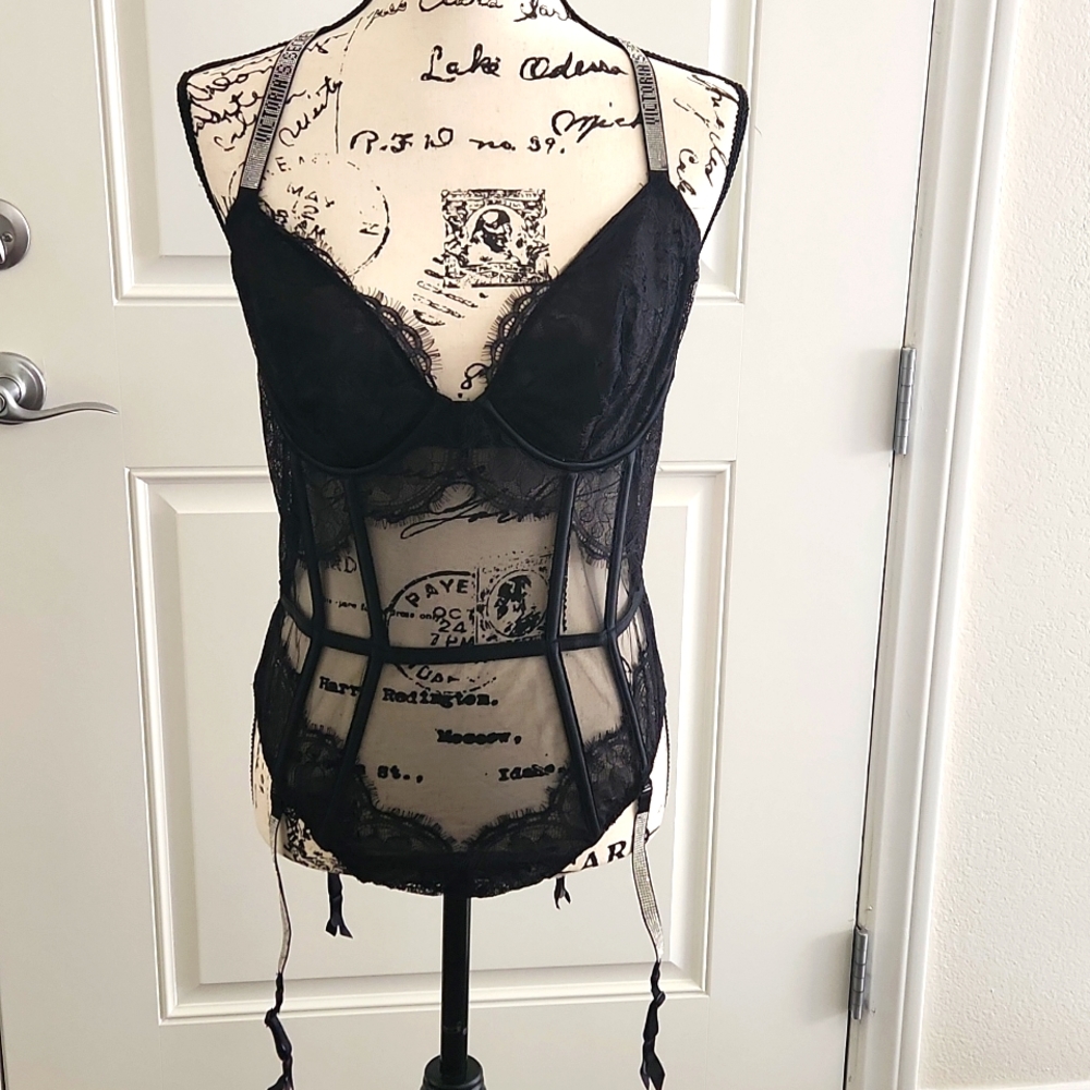 Victoria Secret Bombshell